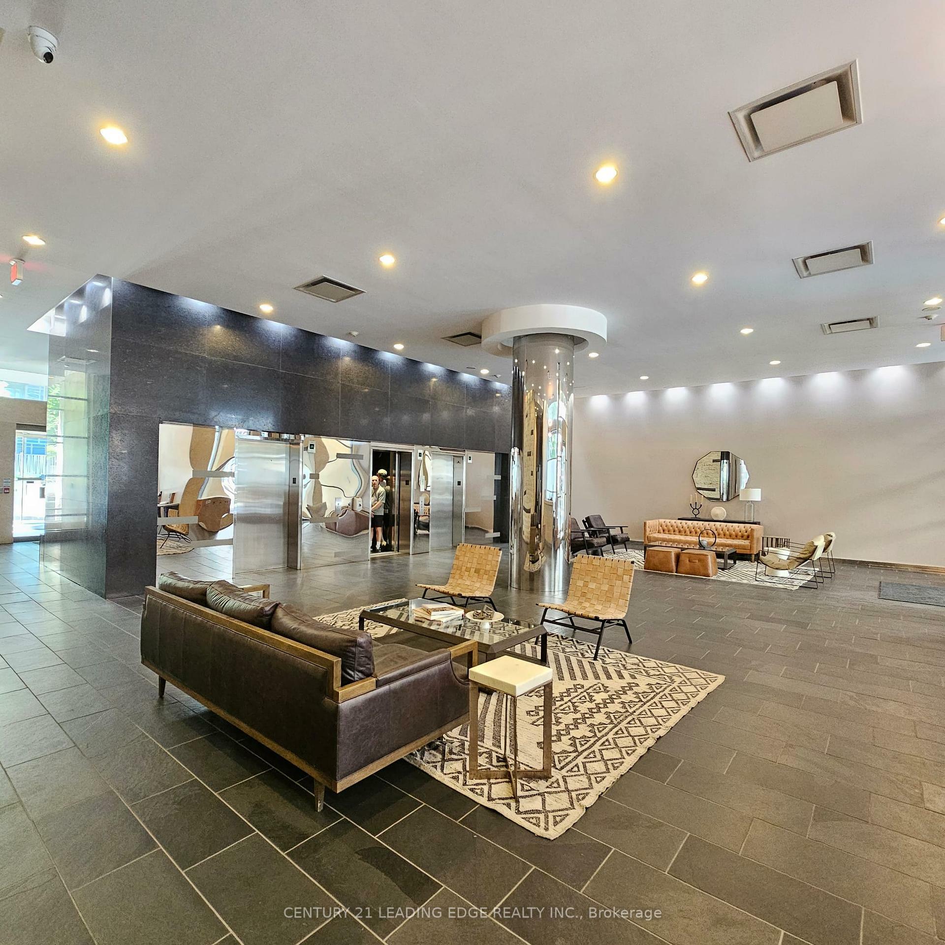 Property Photo: 59 East Liberty Street 1206 ON M6K 3R1