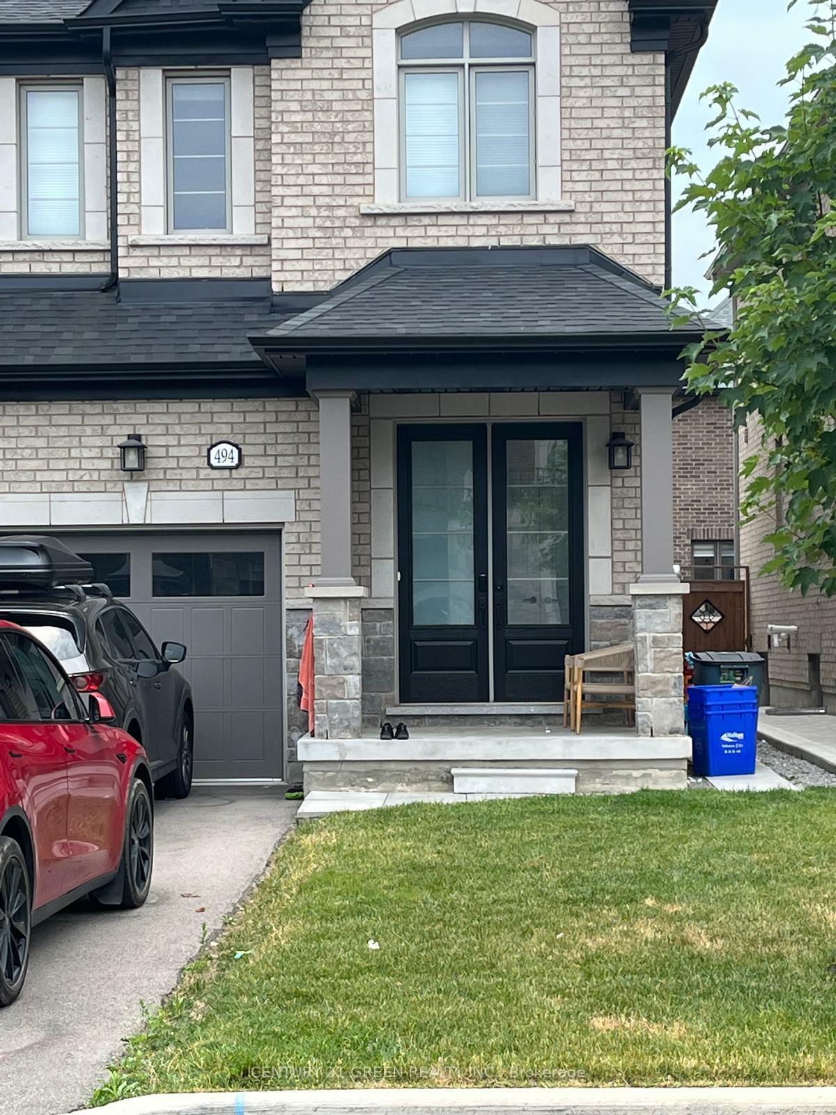 Photo de la propriété: 494 Parent Place E ON L9E 1L4