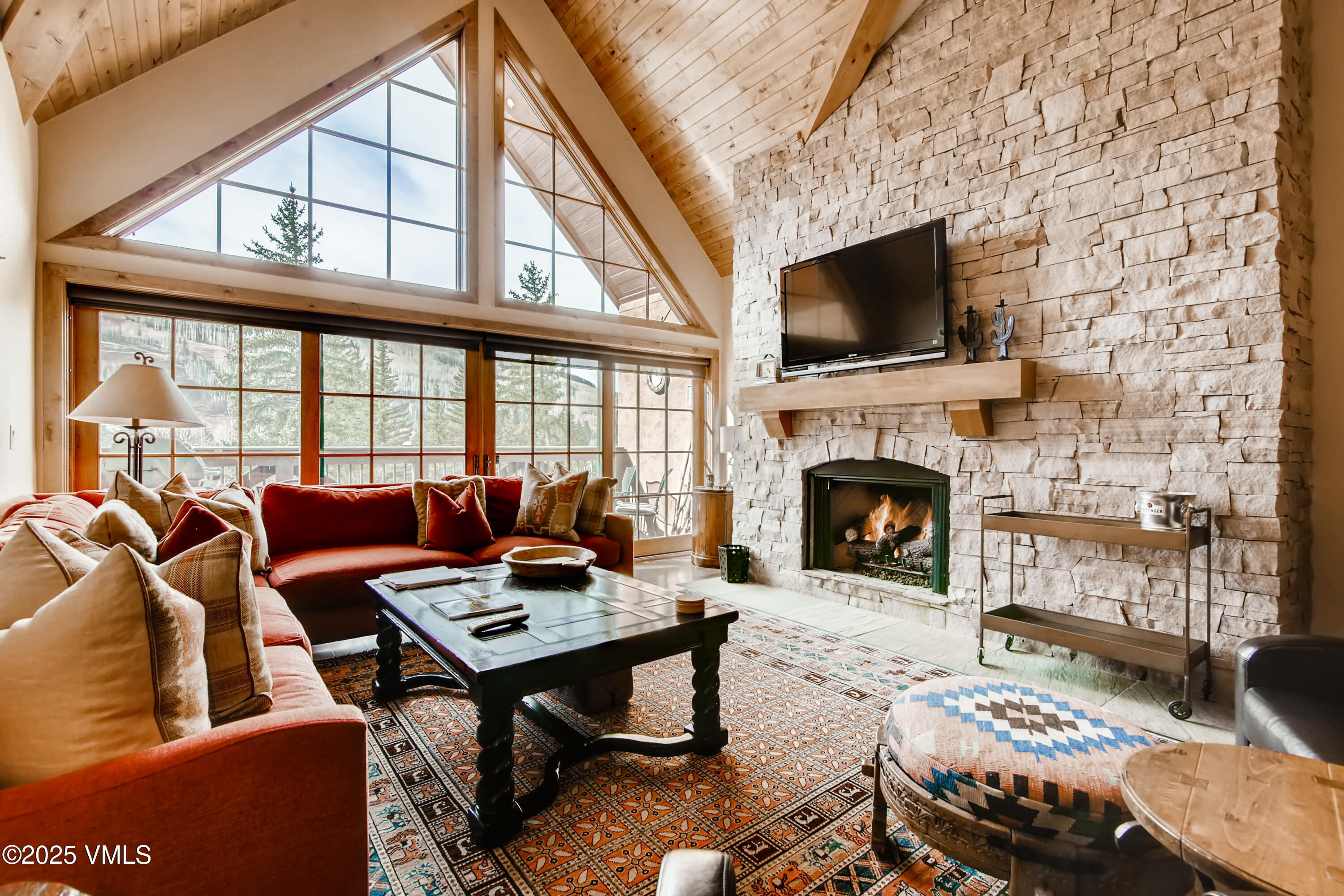 434 S Frontage Road E 403  Vail CO 81657 photo