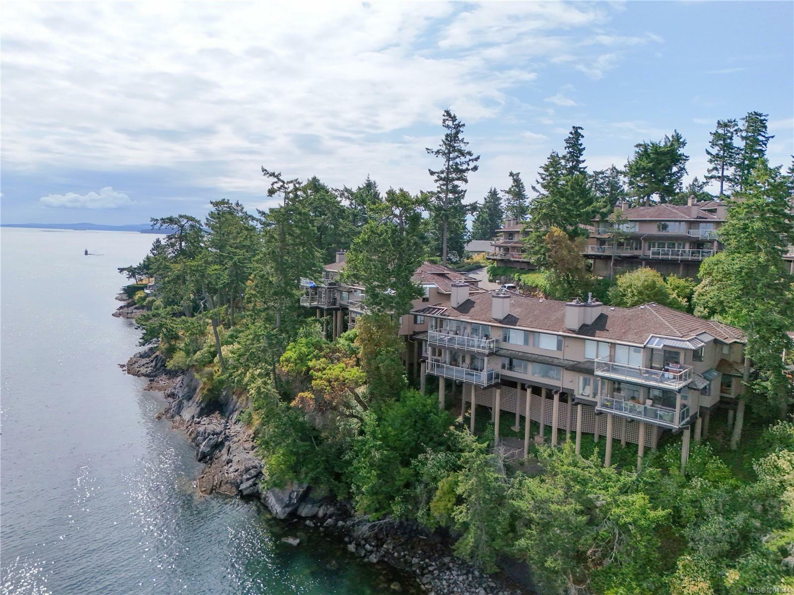 Photo de la propriété: 2353 Harbour Rd 16 BC V8L 3X8