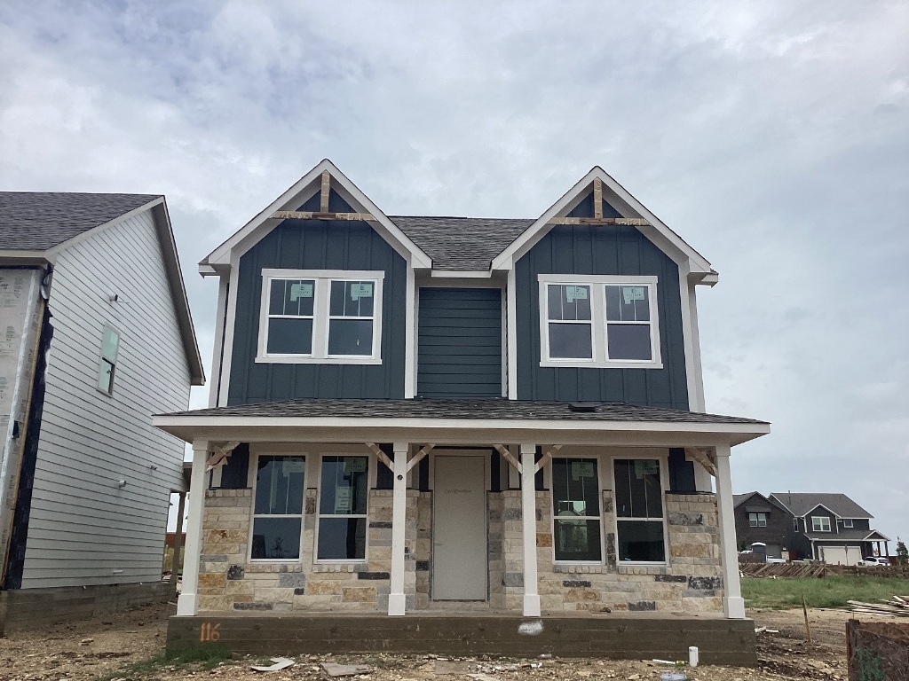 Property Photo: 116 Woodrow Lane TX 78642