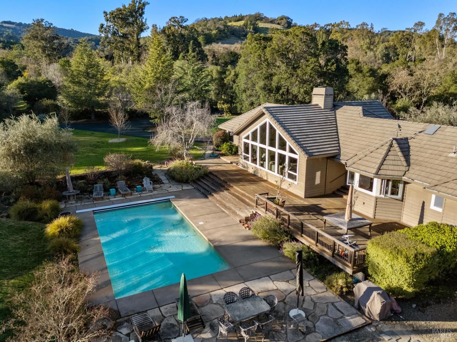 Property Photo:  2220 Grove Street  CA 95476 