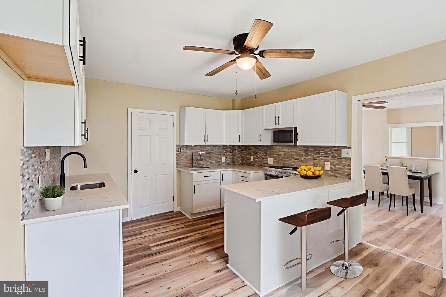 Property Photo: 622 S Pompess Avenue NJ 08077