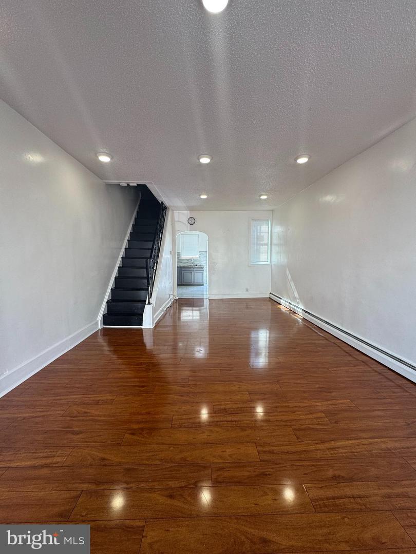 Property Photo: 2615 S 6th Street PA 19148