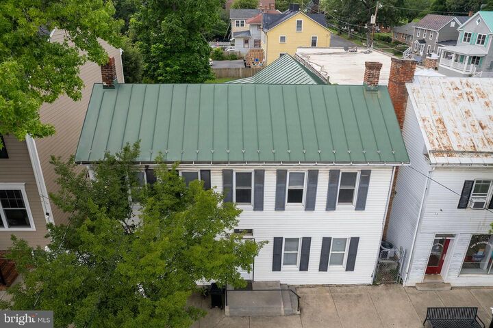 Property Photo: 707 S Braddock Street VA 22601