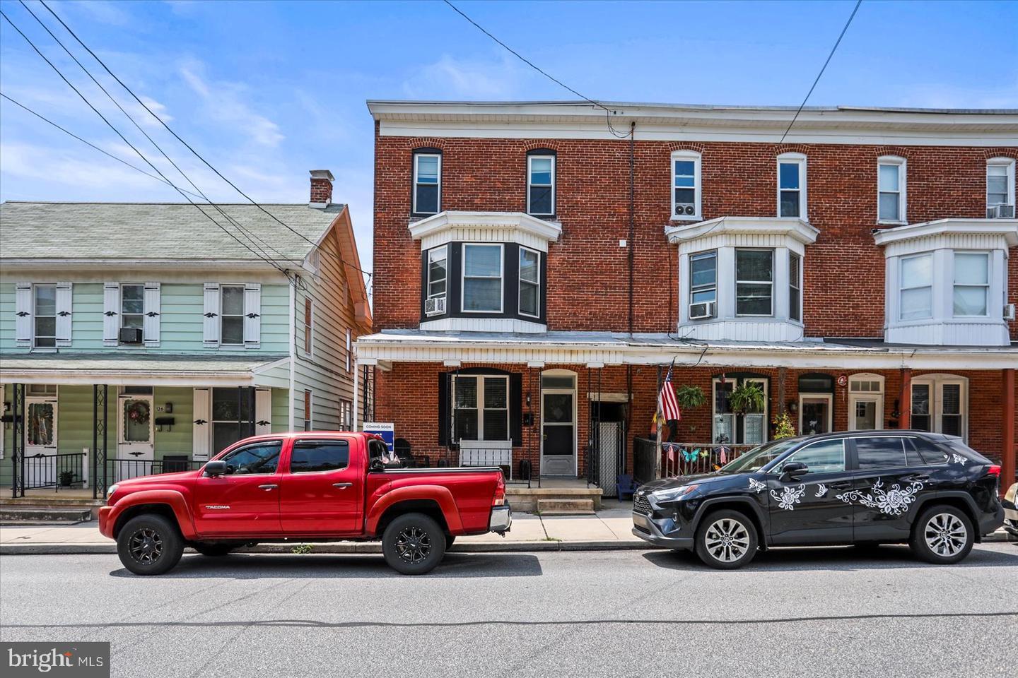 Property Photo:  122 S Pleasant Avenue  PA 17313 