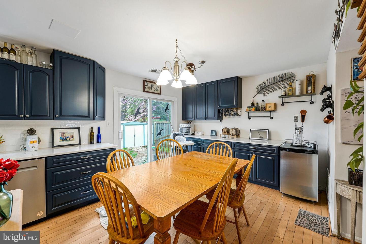 Property Photo:  5514 Hollins Lane  VA 22015 