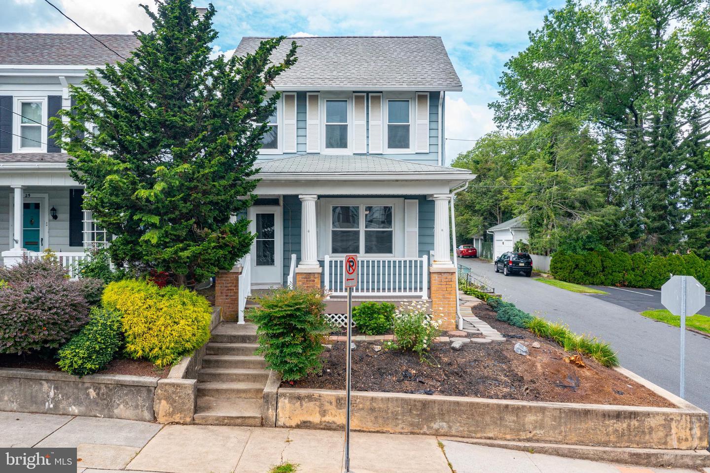 Property Photo: 21 W Summit Street PA 19540