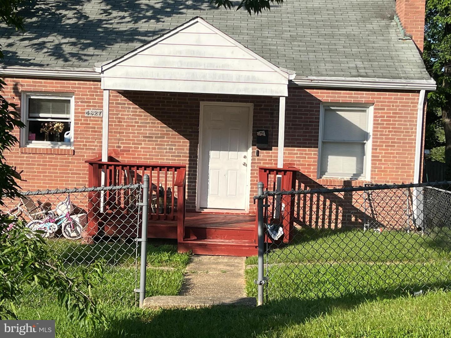 Property Photo: 4827 69th Place MD 20784