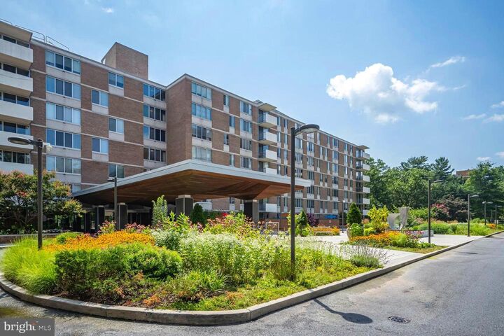 Property Photo: 2939 Van Ness Street NW 405 DC 20008