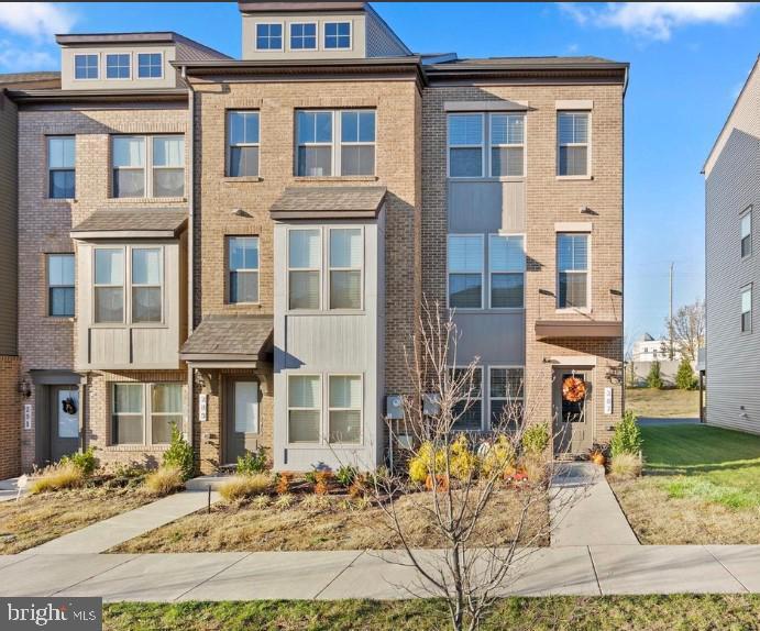 Property Photo: 287 Phoenix Drive MD 20774