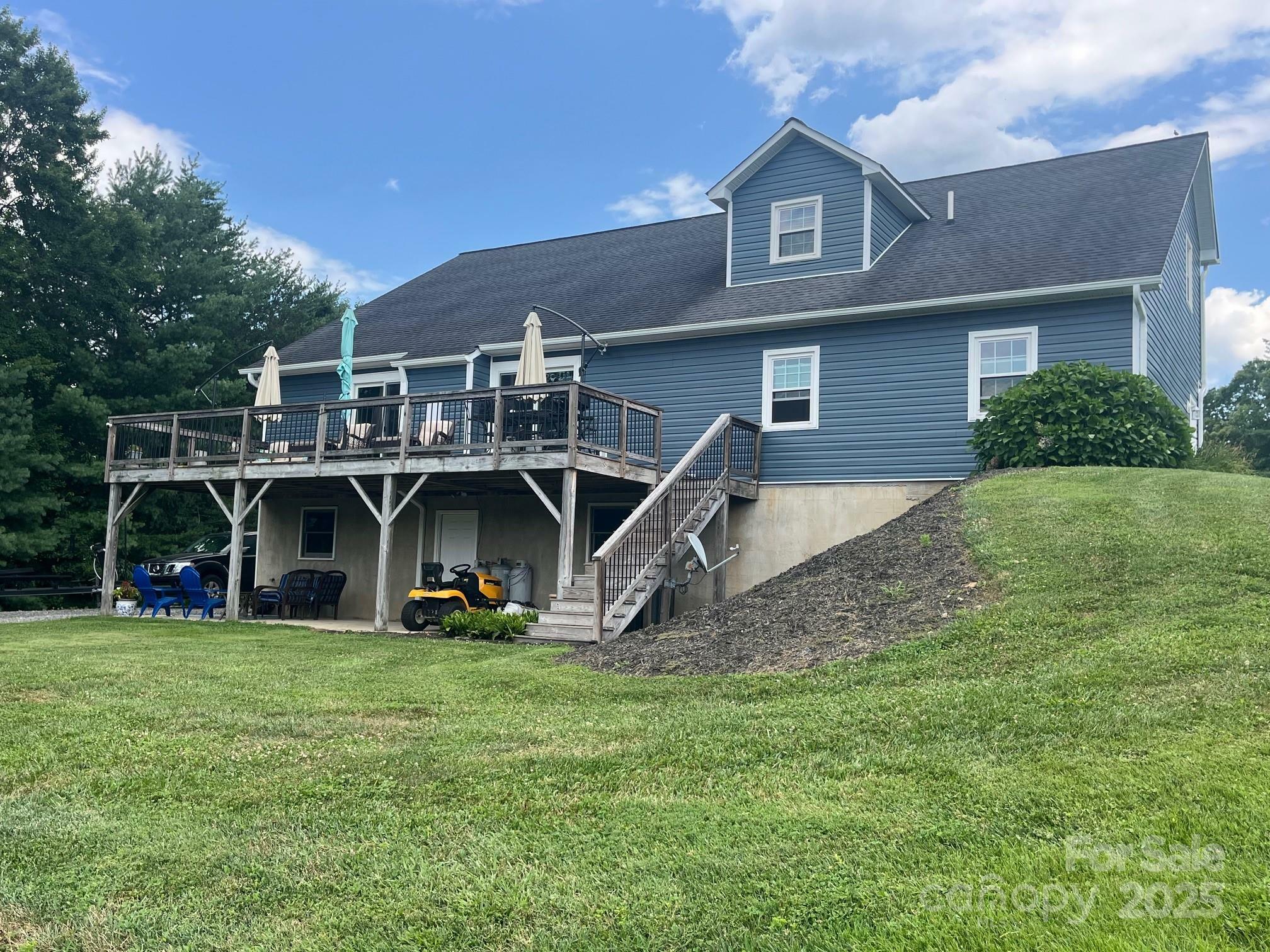 Property Photo:  137 Lakeside Drive  NC 28752 
