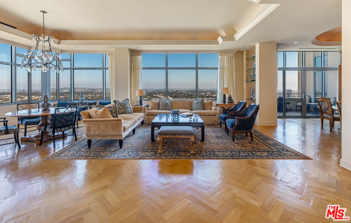 Property Photo:  10800 Wilshire Blvd  CA 90024 