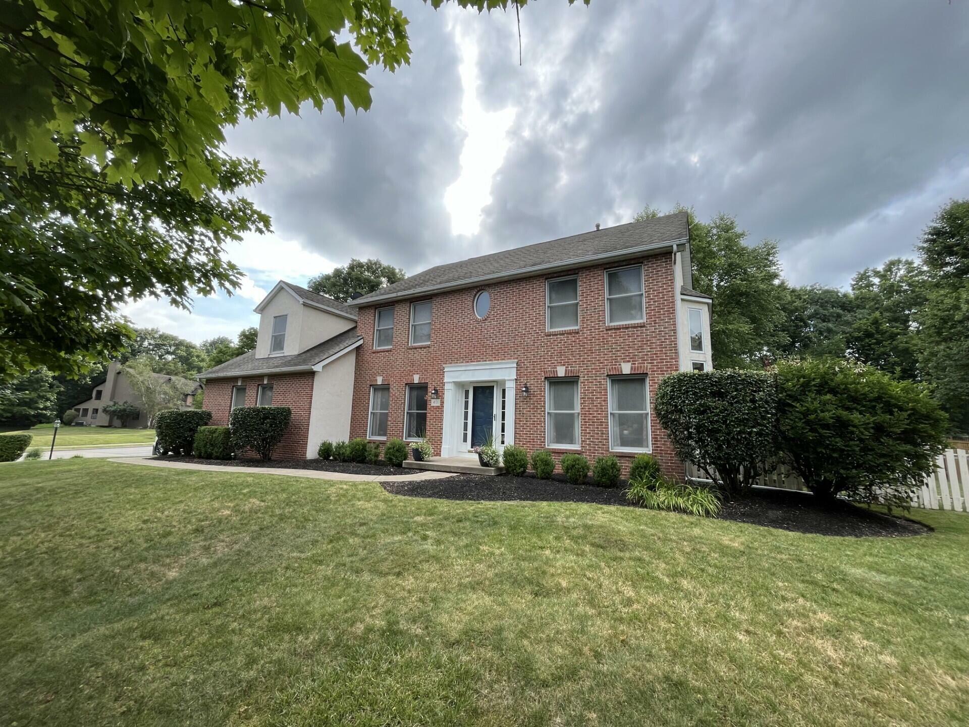 Property Photo: 401 Village Ridge Court OH 43065