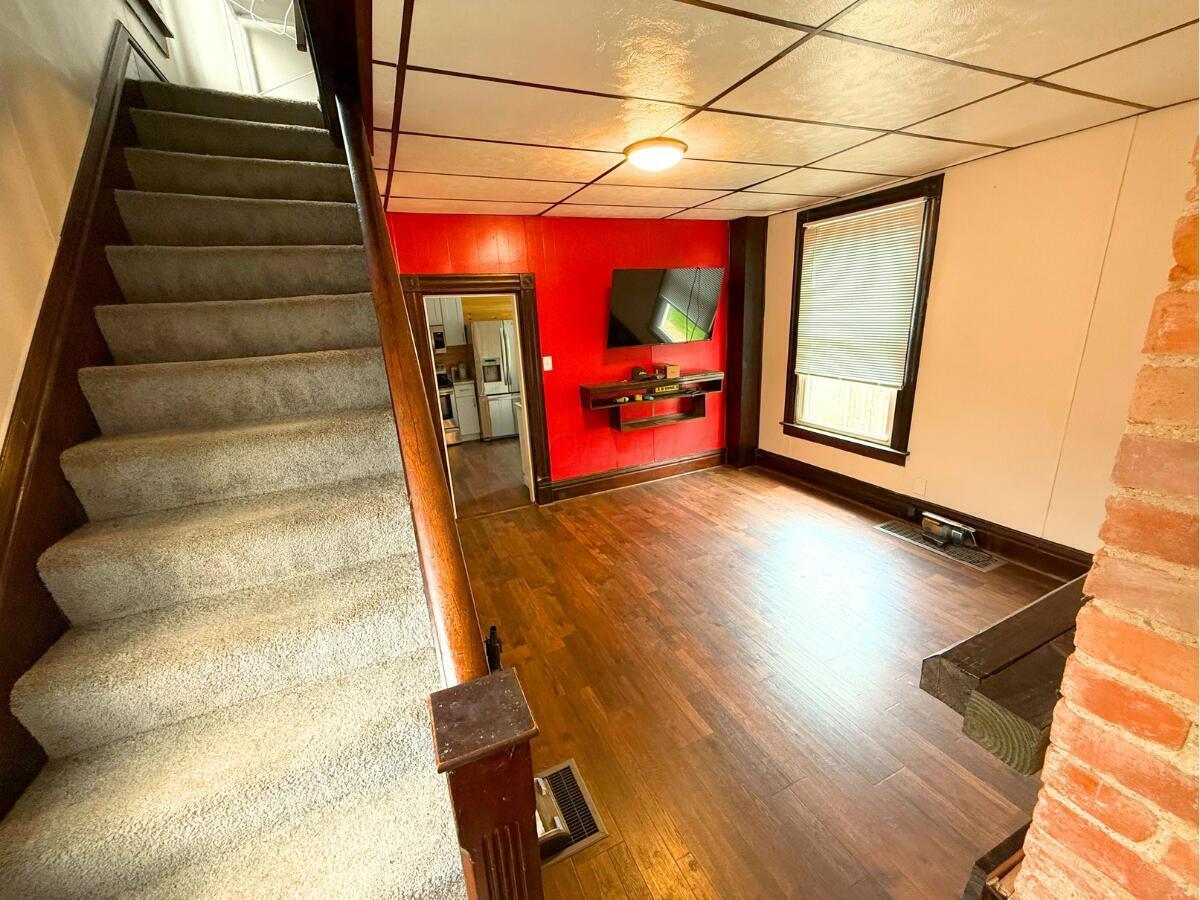 Property Photo: 1222 Putnam Avenue OH 43701