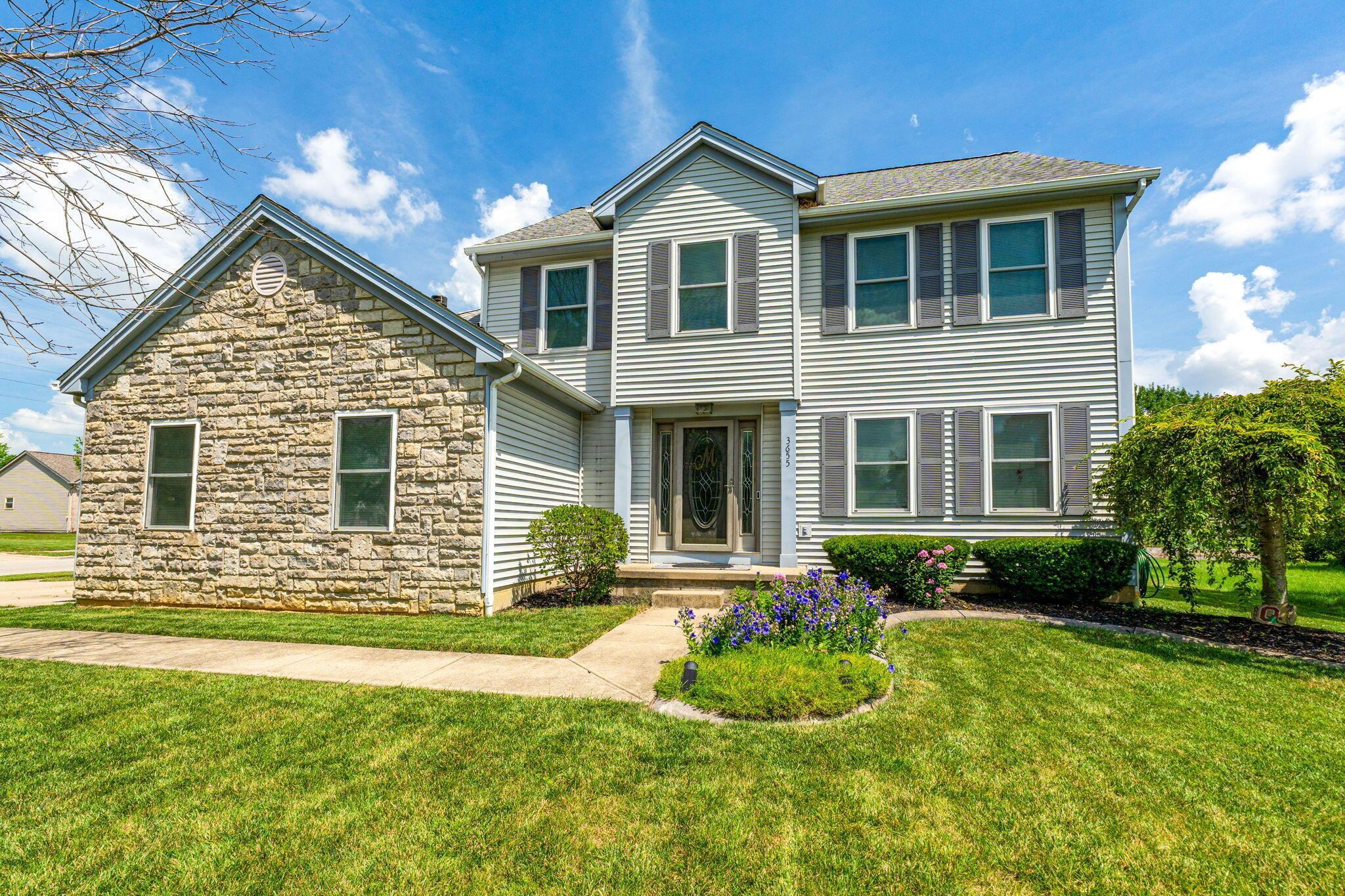Property Photo:  3655 Lake Albert Way  OH 43123 