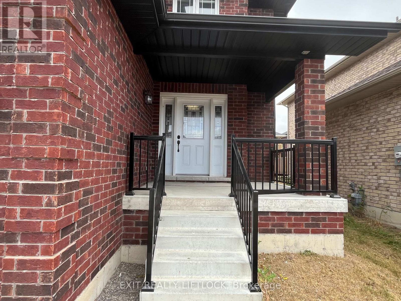 Property Photo: 37 York Drive ON K9J 6X4