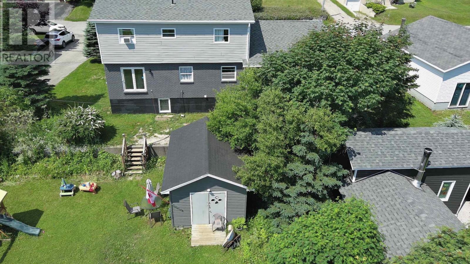 Property Photo:  8 Laurel Drive  NL A2N 1Z6 