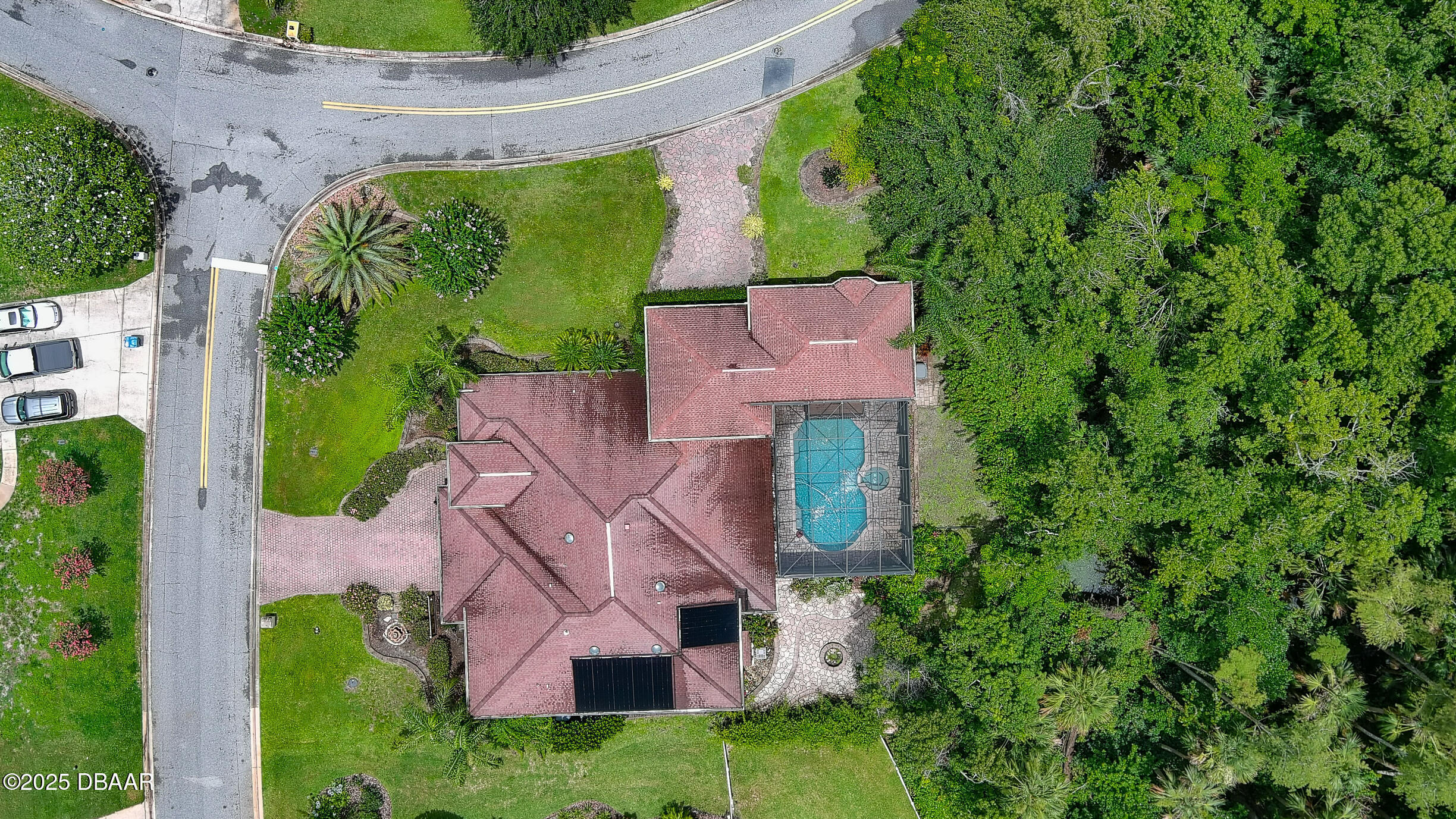 Property Photo: 1929 Spruce Creek Landing FL 32128
