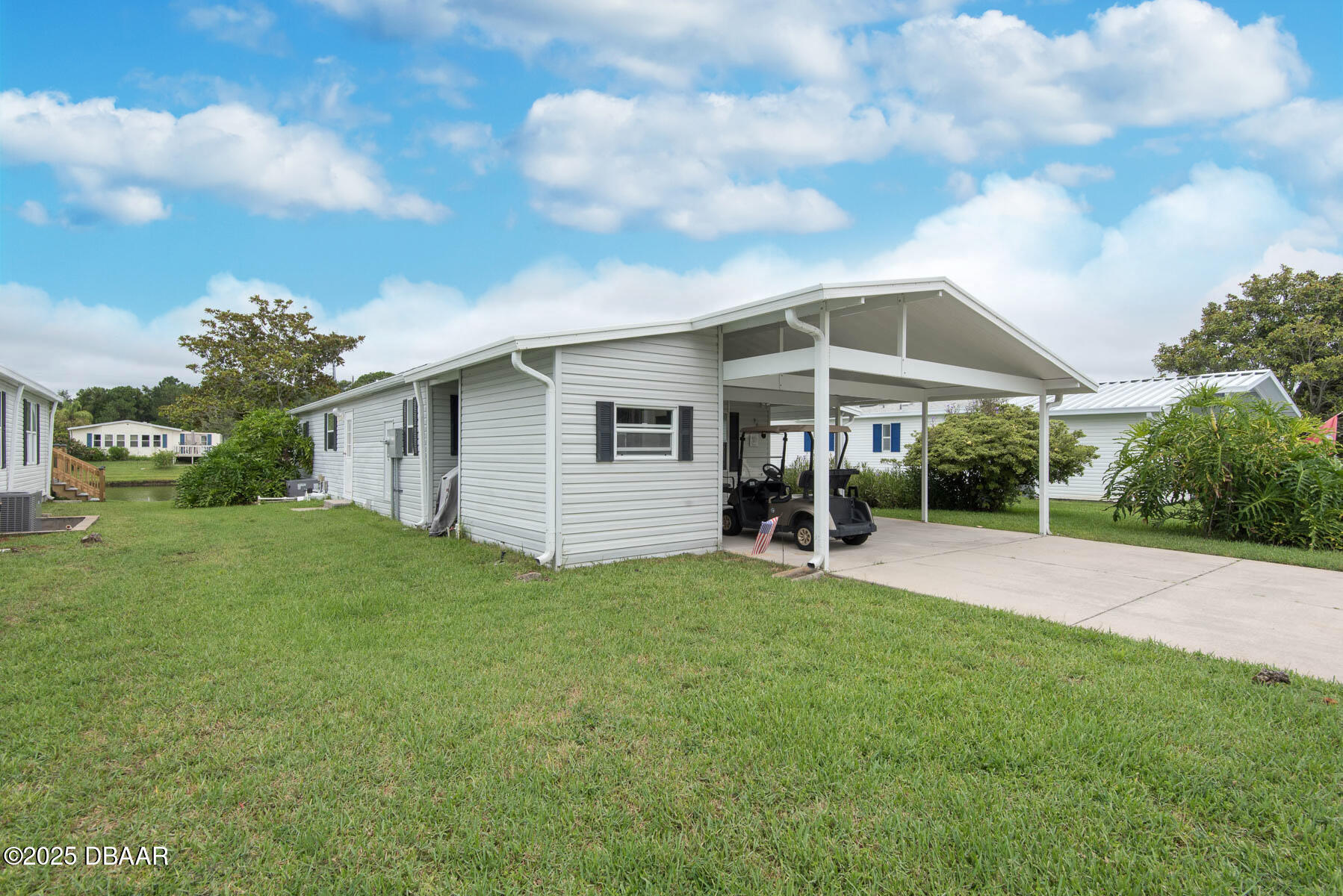 Property Photo: 504 Portside Lane FL 32141