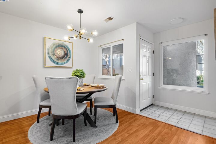 Property Photo: 4644 Devonshire Cmn CA 94536