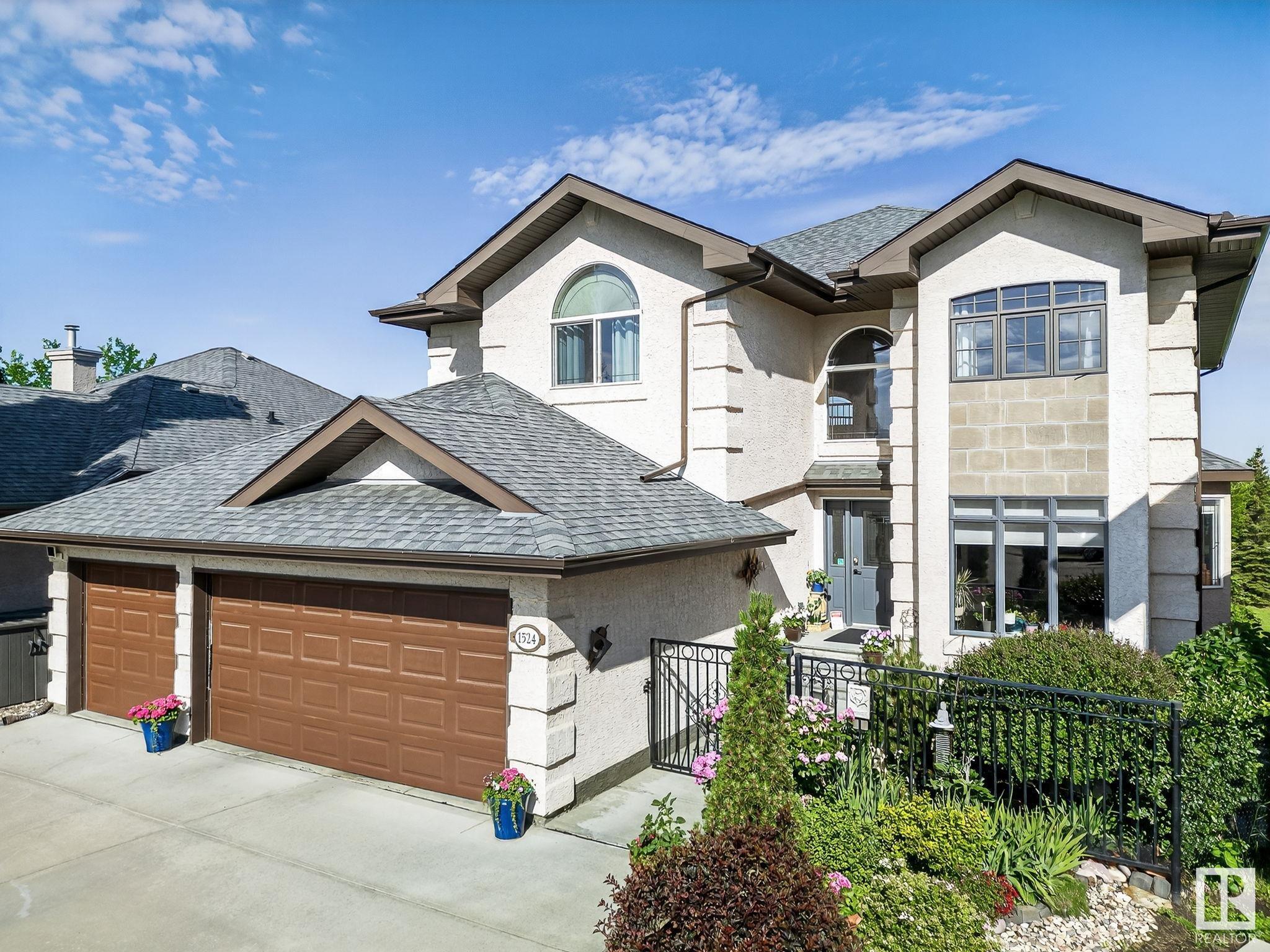 Property Photo: 1524 Haswell Close NW AB T6R 3J4