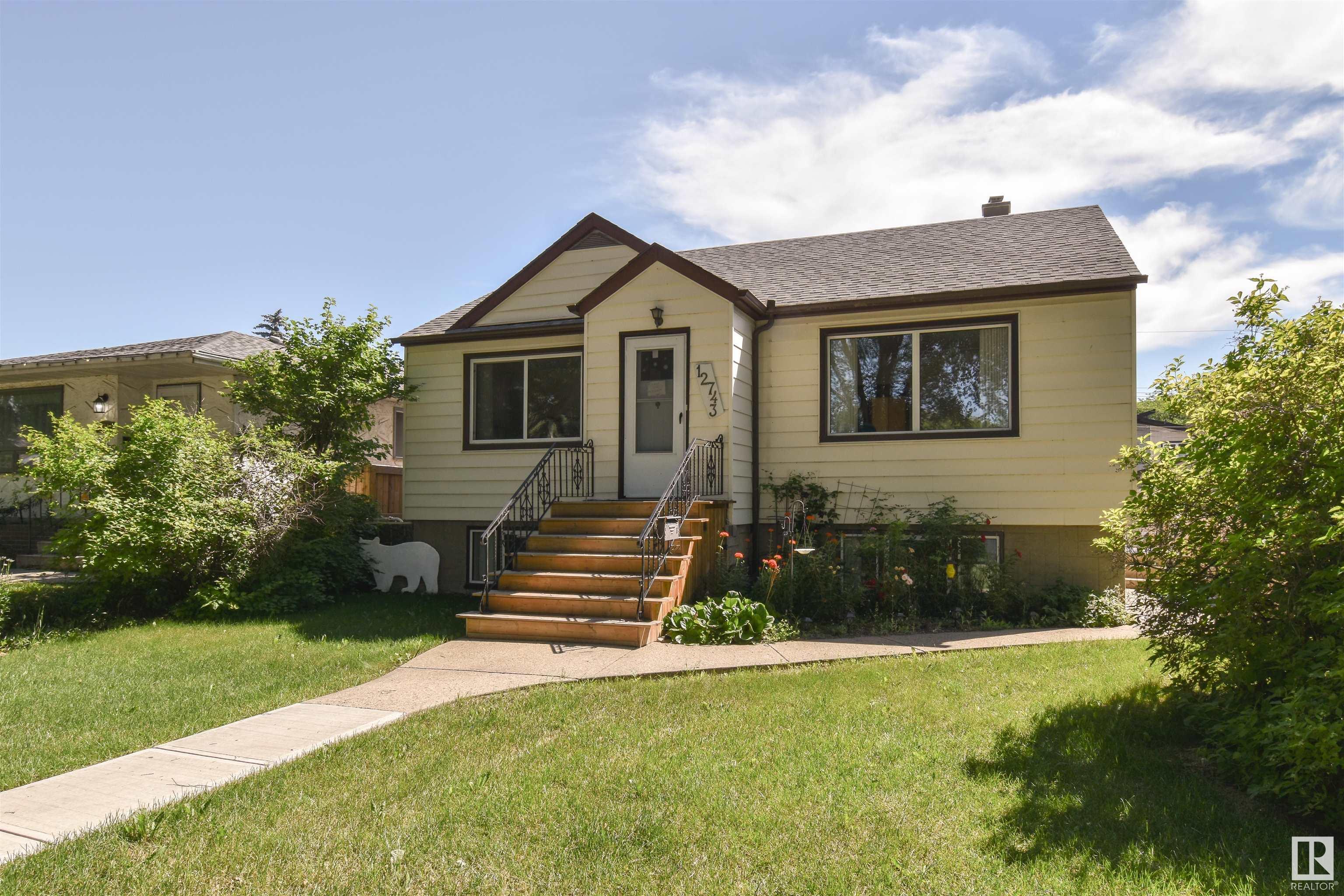 Photo de la propriété: 12743 118 Street NW AB T5E 5K9