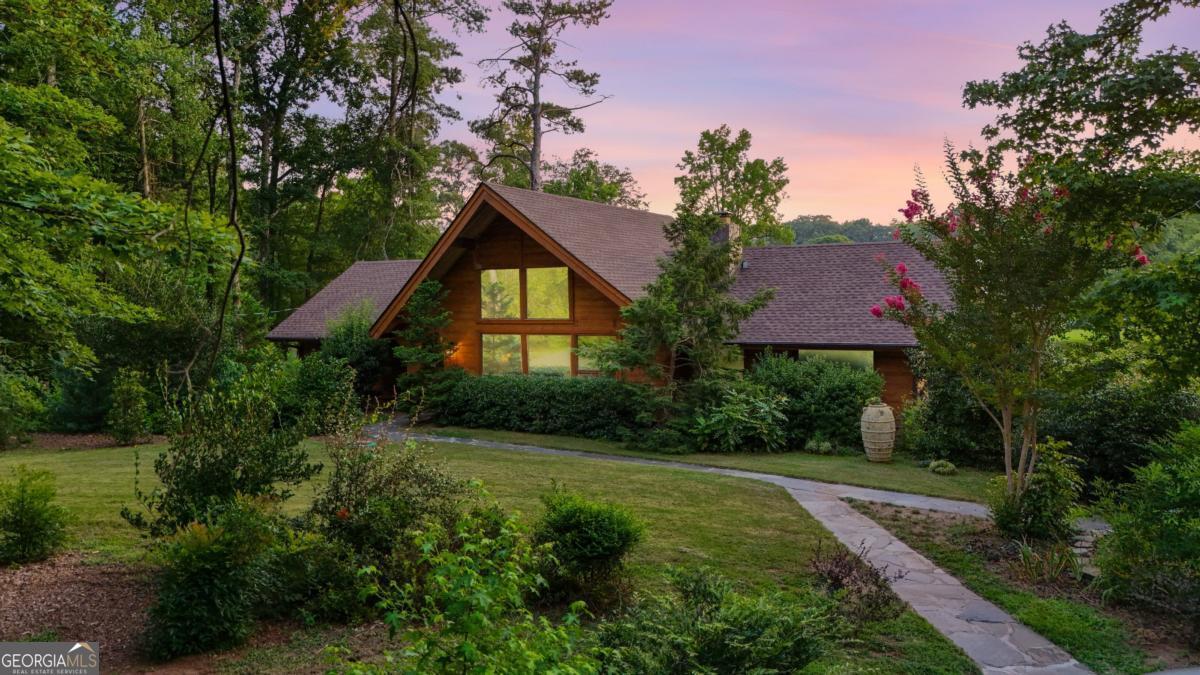 Property Photo: 75 Deerfield Road GA 30014