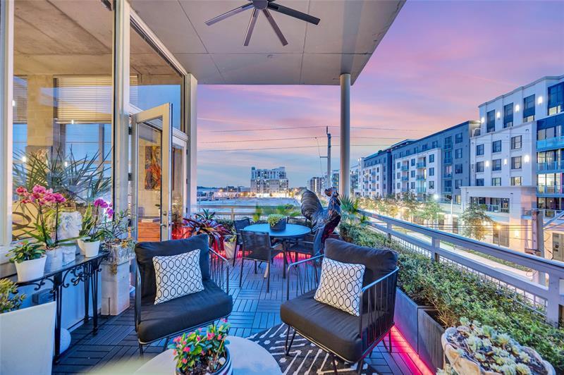 Property Photo: 445 N Andrews Ave 302 FL 33301