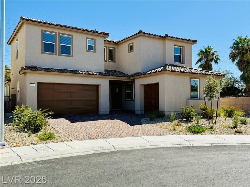 Property Photo: 4135 Paragon Crest Court NV 89120