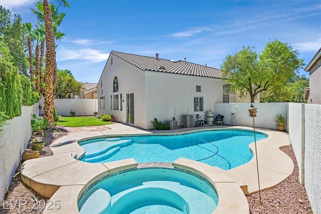 Property Photo: 20 Staghorn Street NV 89012