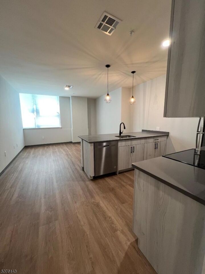 Property Photo:  70 W Grand St  NJ 07202 