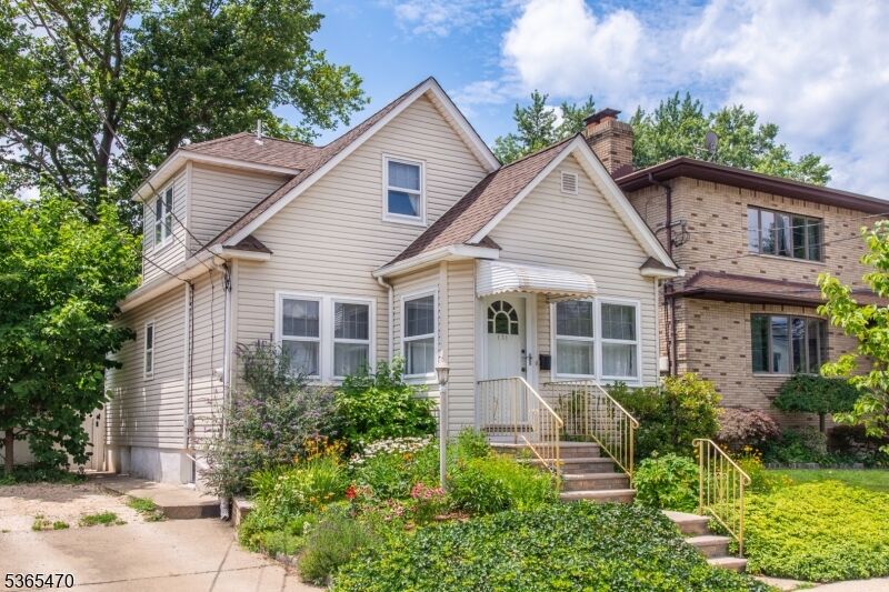 Property Photo:  131 Rowland Ave  NJ 07012 