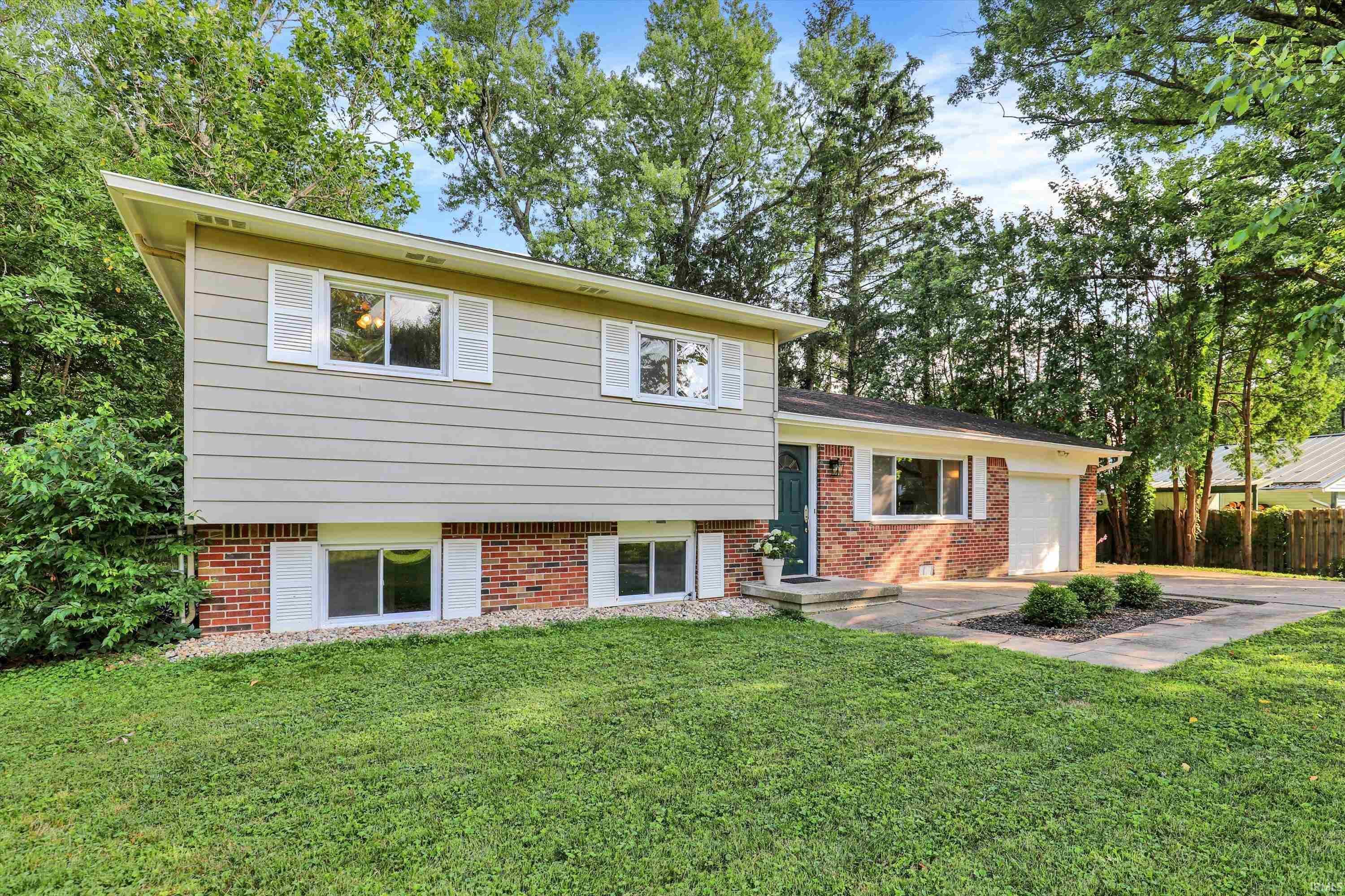 Property Photo: 3508 E Morningside Drive IN 47408