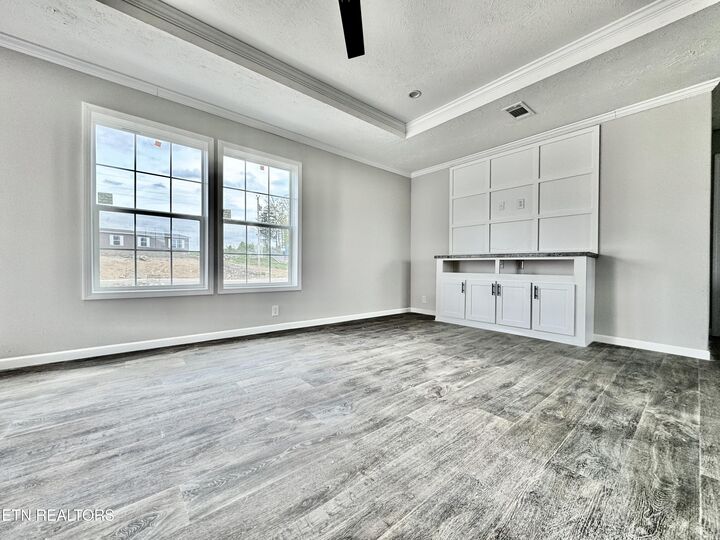 Property Photo: 307 Perkey Way TN 37825