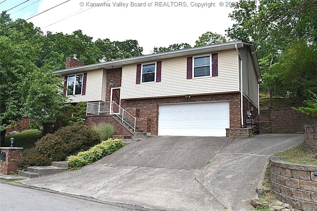 Property Photo:  1230 Ellen Drive  WV 25303 
