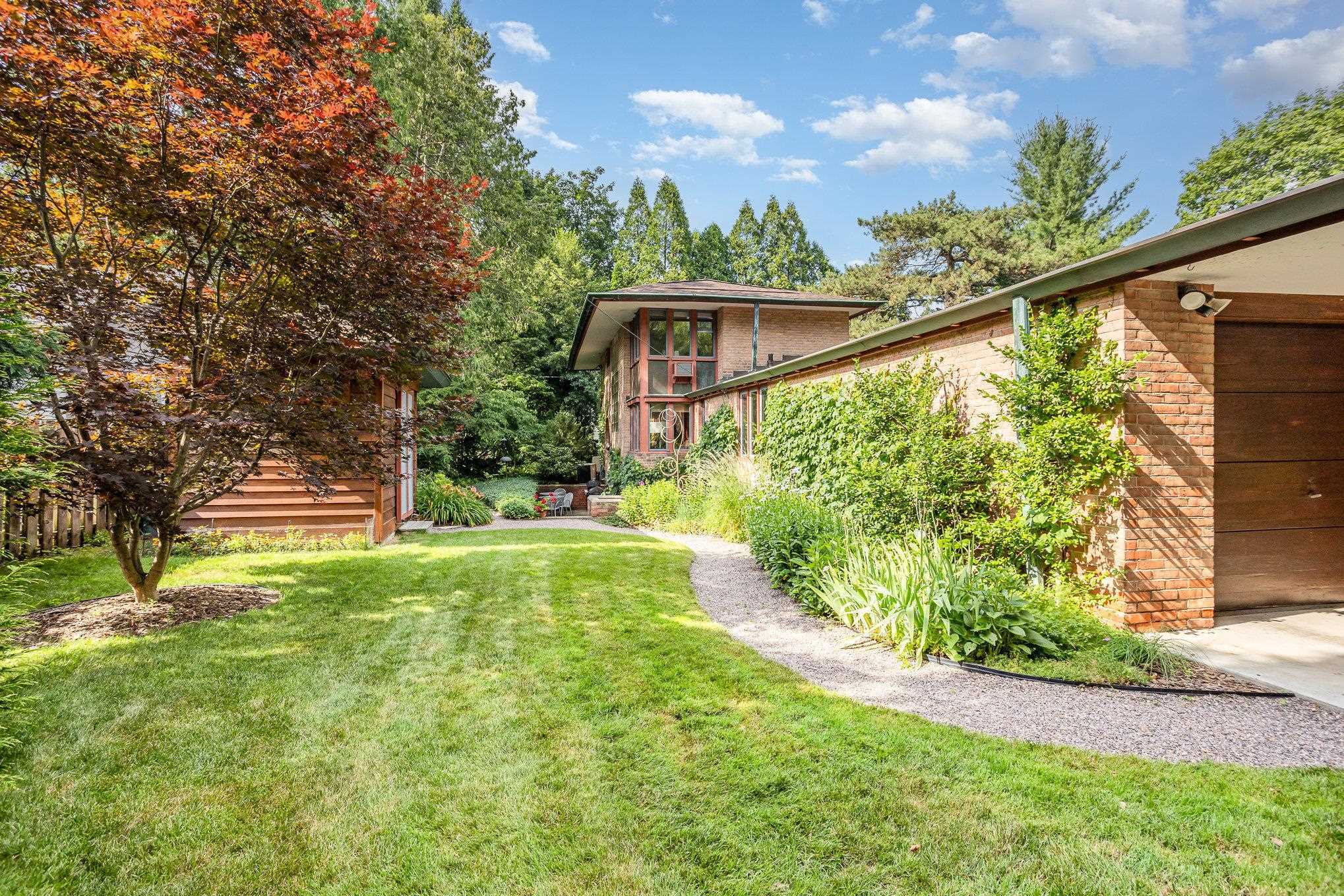 Property Photo:  919 E Park  MI 48640 
