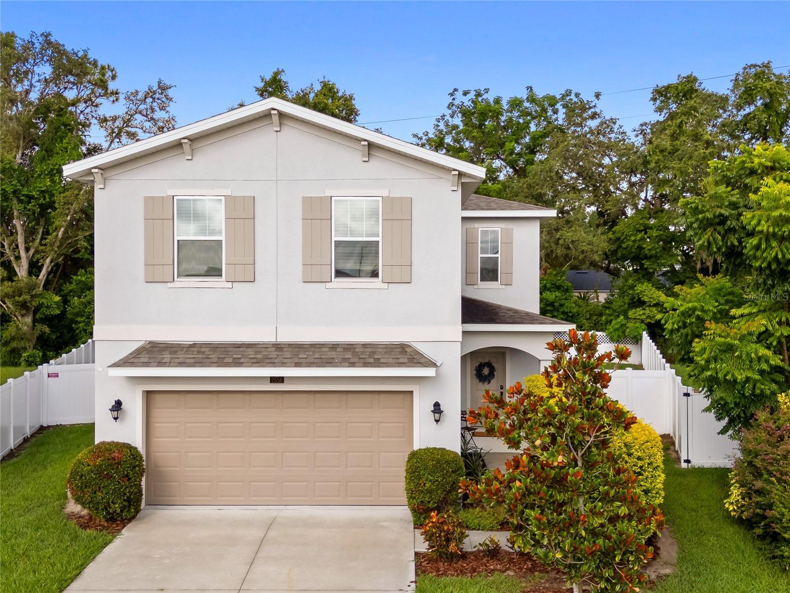 Property Photo:  2556 Ocoee Reserve Court  FL 34761 
