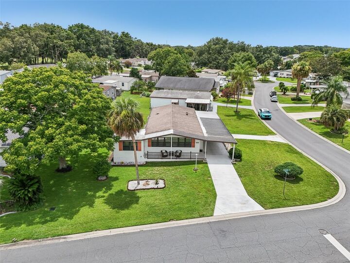 Property Photo:  1802 Petunia Lane  FL 32159 