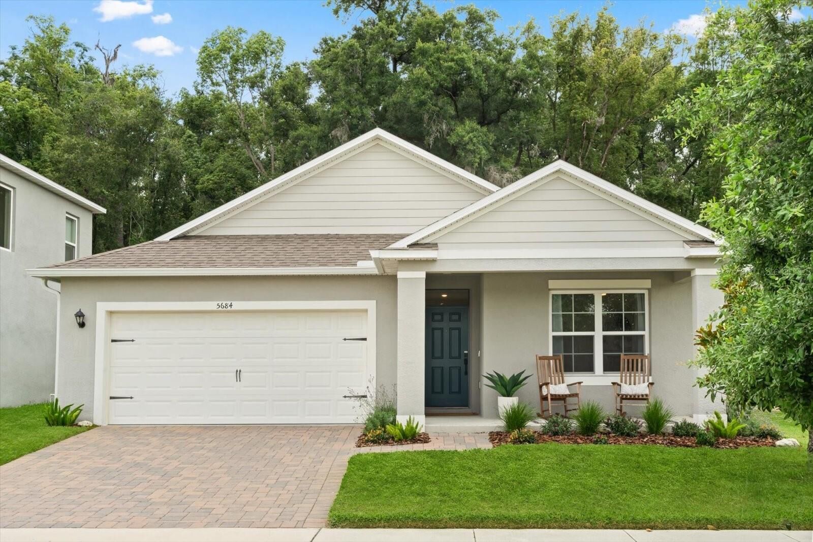 Property Photo: 5684 Horseshoe Loop FL 32712