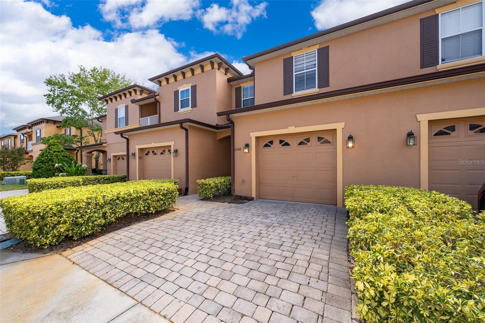 Property Photo: 2740 Retreat View Circle FL 32771