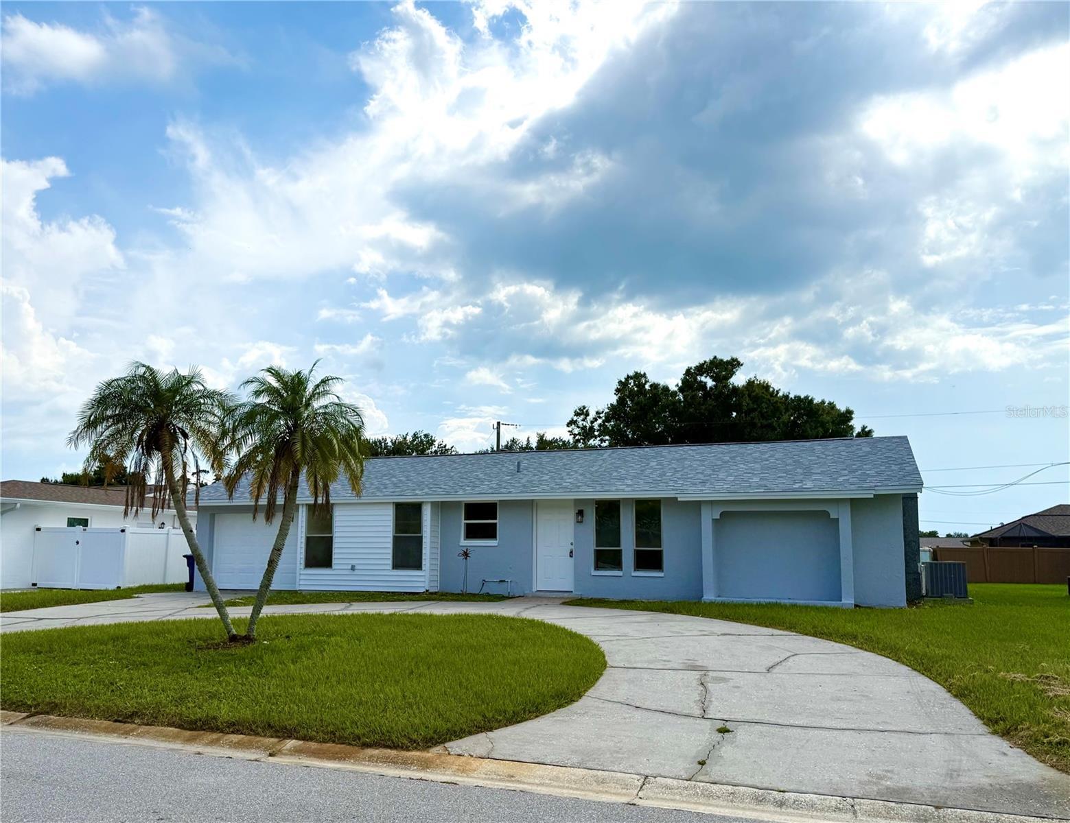 Property Photo: 249 Mount Vernon Drive FL 34293