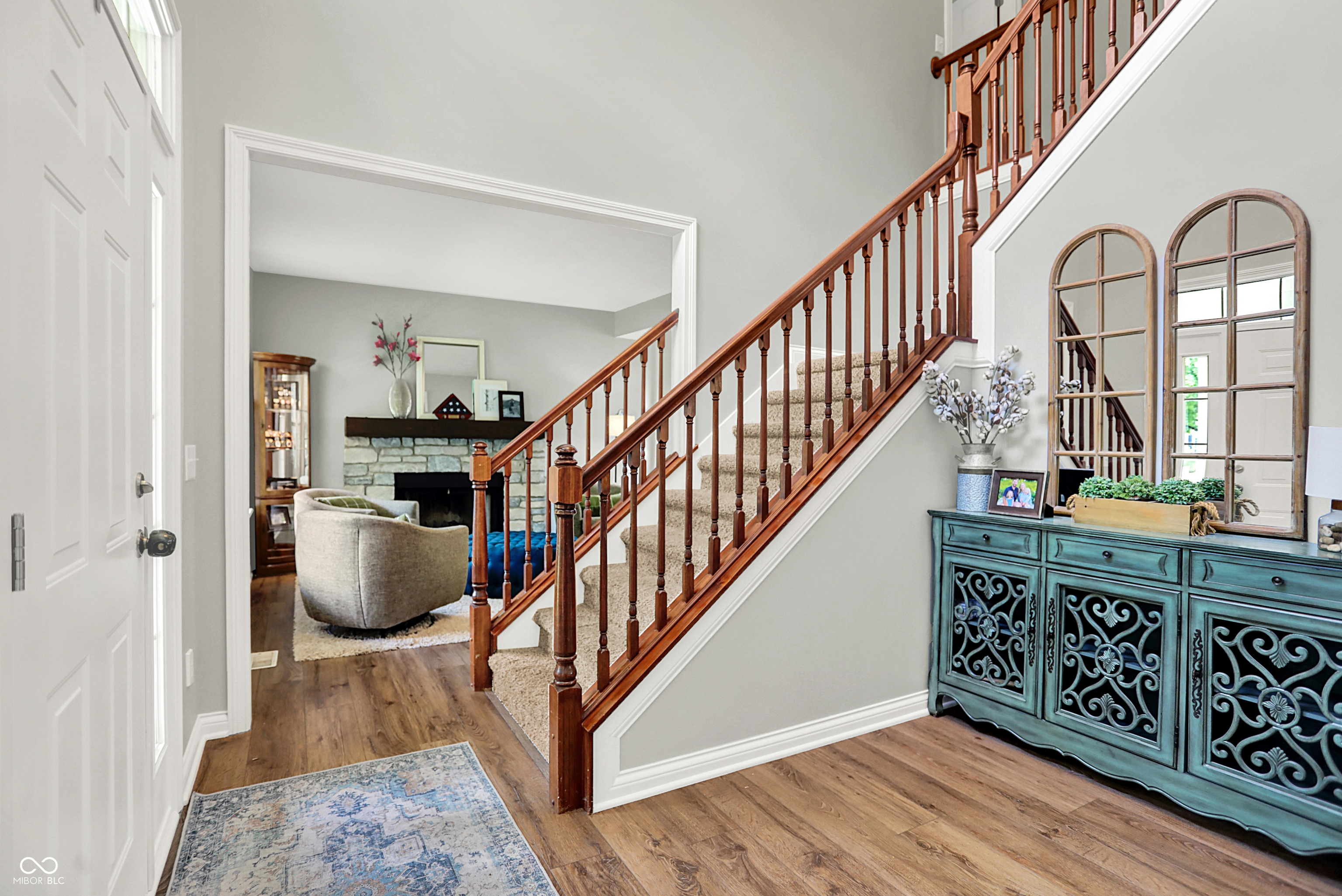 Property Photo: 2882 Stoneridge Court IN 46032