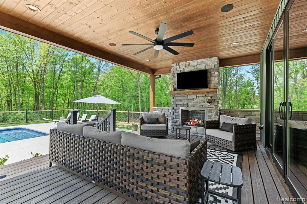 Property Photo: 4286 Center Road MI 48451 8513