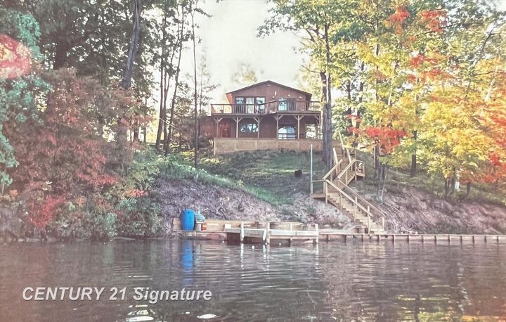 Property Photo: 5092 N Lake Sanford Road MI 48657