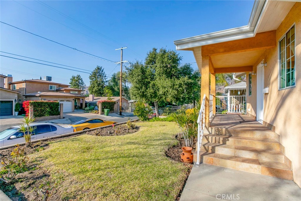 Property Photo: 11020 Scoville Avenue CA 91040