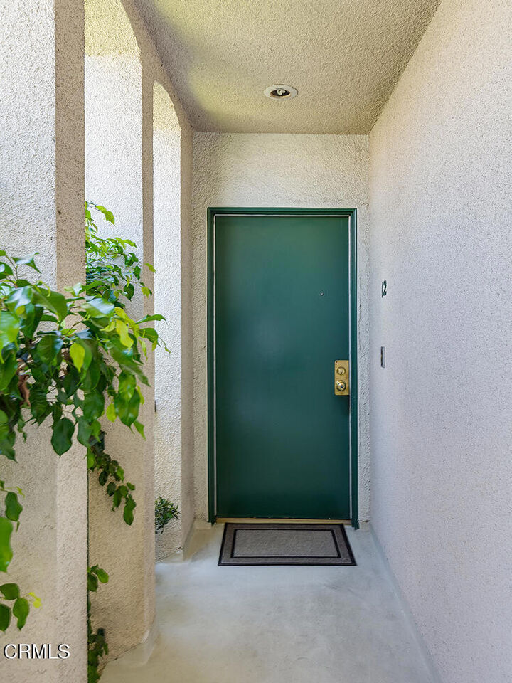 Property Photo:  837 Magnolia Avenue 12  CA 91106