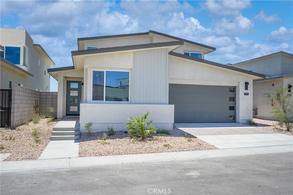 Property Photo:  193 Mustang Lane  CA 92262 