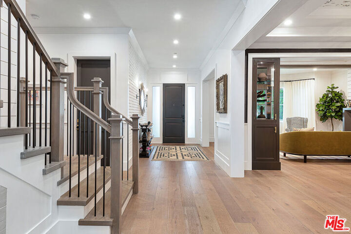 Property Photo:  4117 Dixie Canyon Avenue  CA 91423 