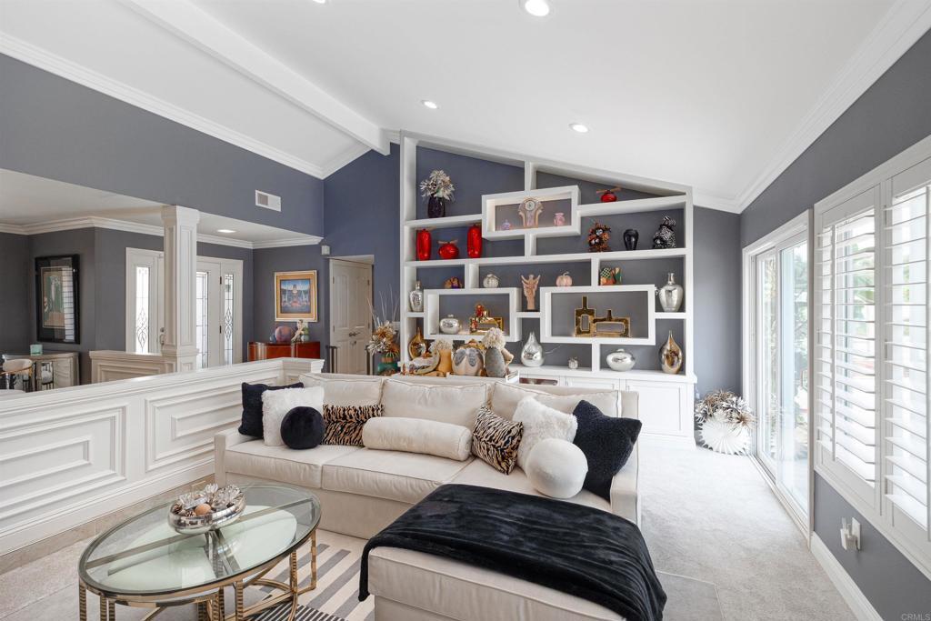 Property Photo: 17875 Plaza Ahora CA 92128